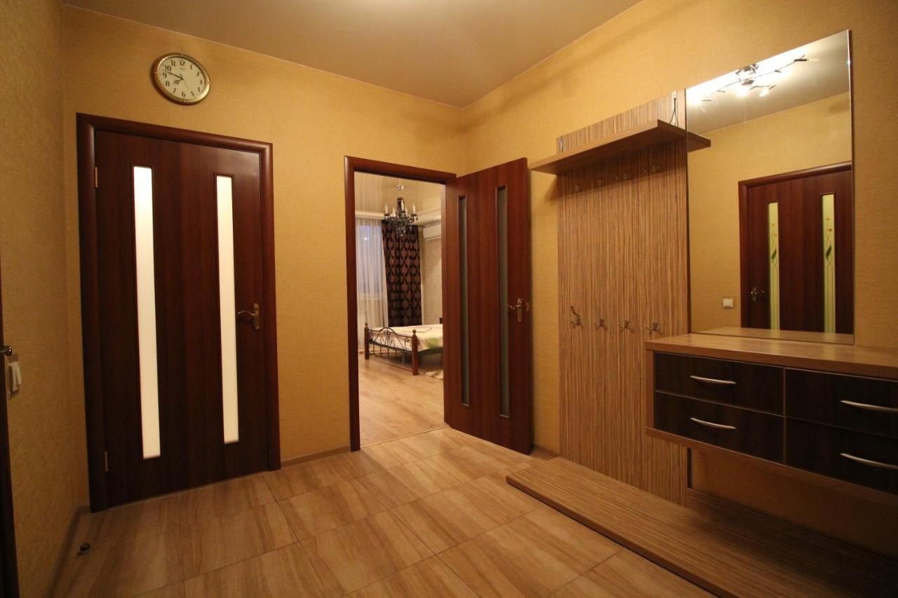 Panoramic View Lux Apartment On Metro Osokorky Kiev Eksteriør bilde